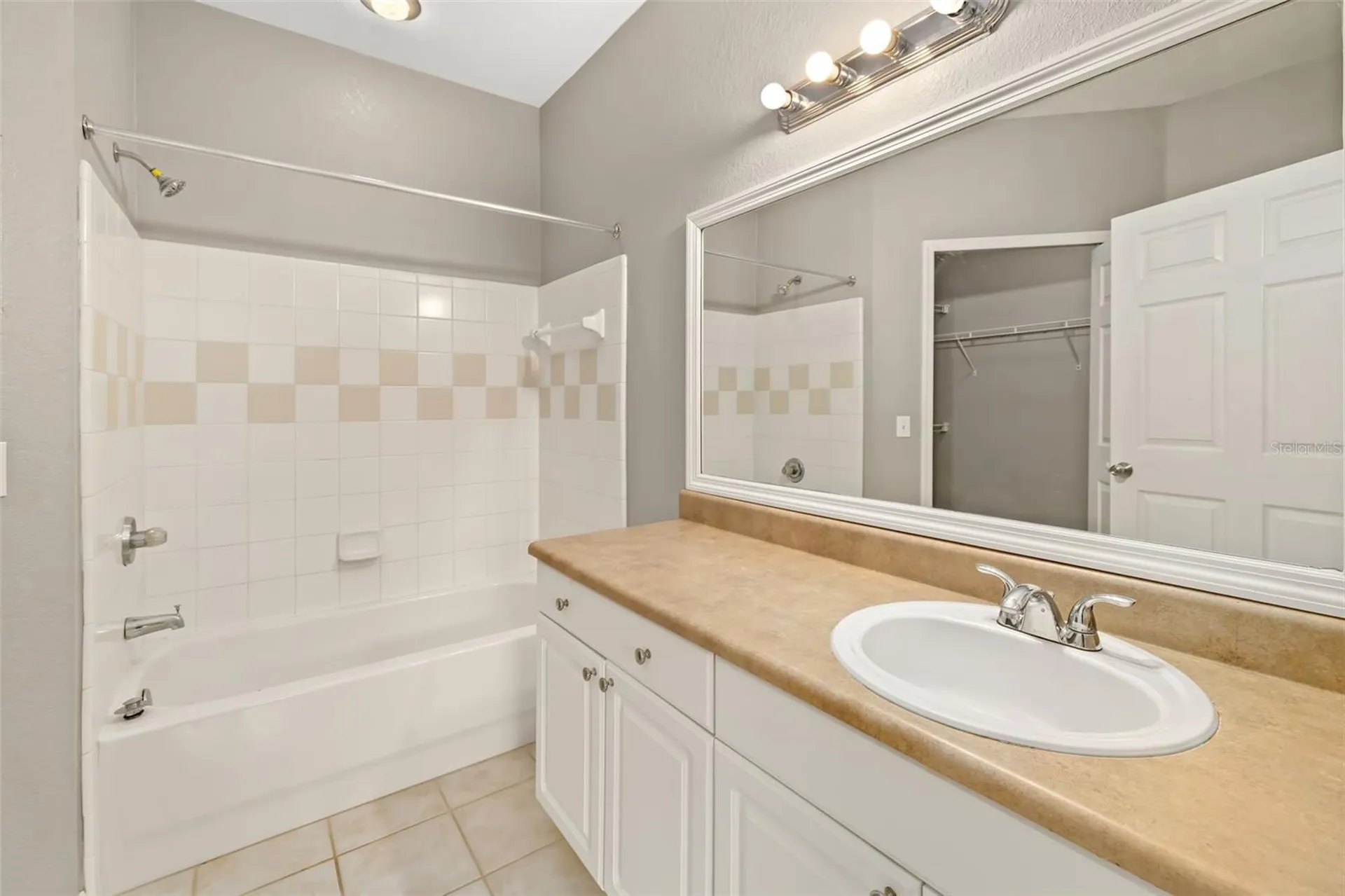 5501 Rosehill Road Sarasota FL 34233