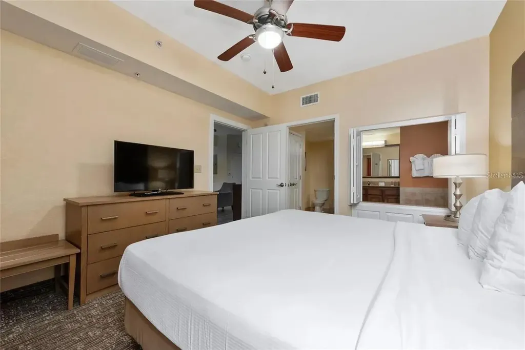 12527 Floridays Resort Drive Orlando FL 32821