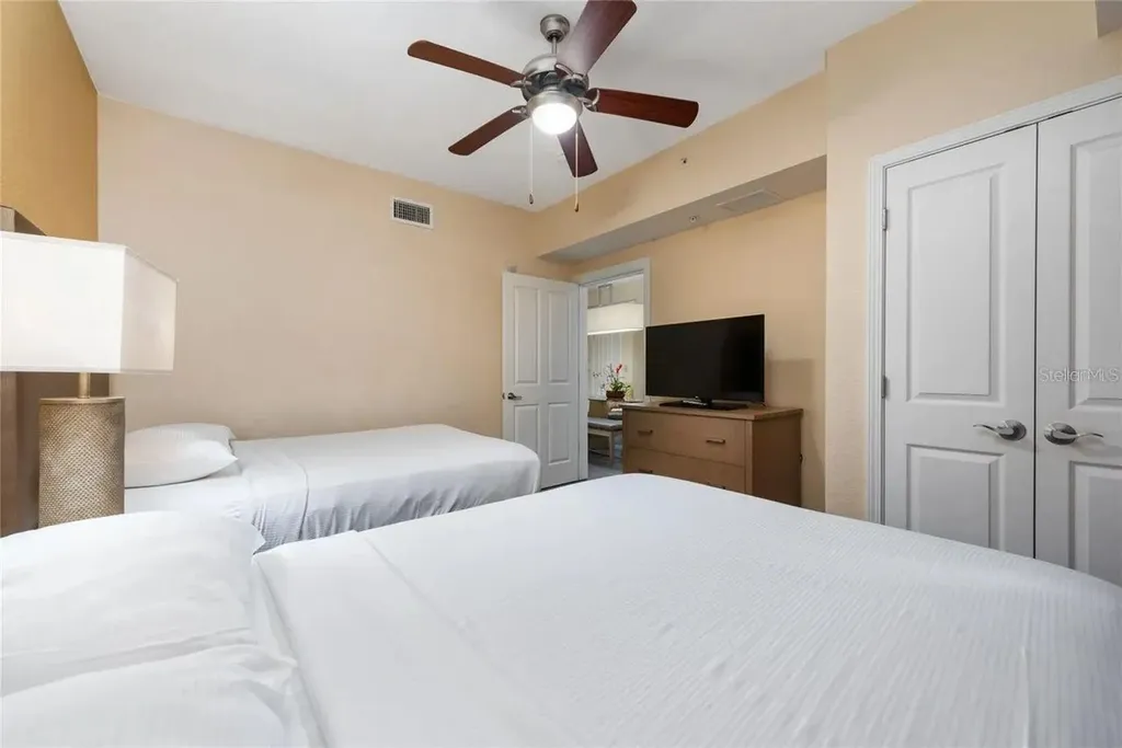 12527 Floridays Resort Drive Orlando FL 32821