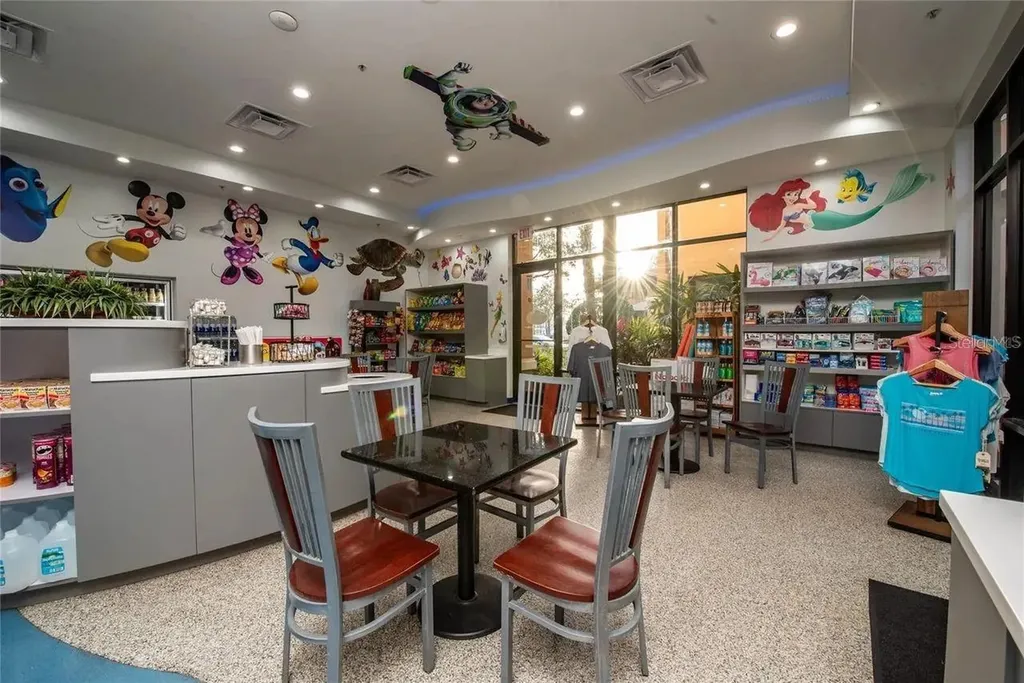 12527 Floridays Resort Drive Orlando FL 32821