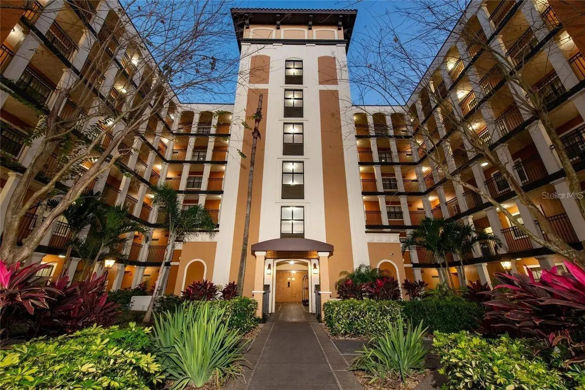 12527 Floridays Resort Drive Orlando FL 32821