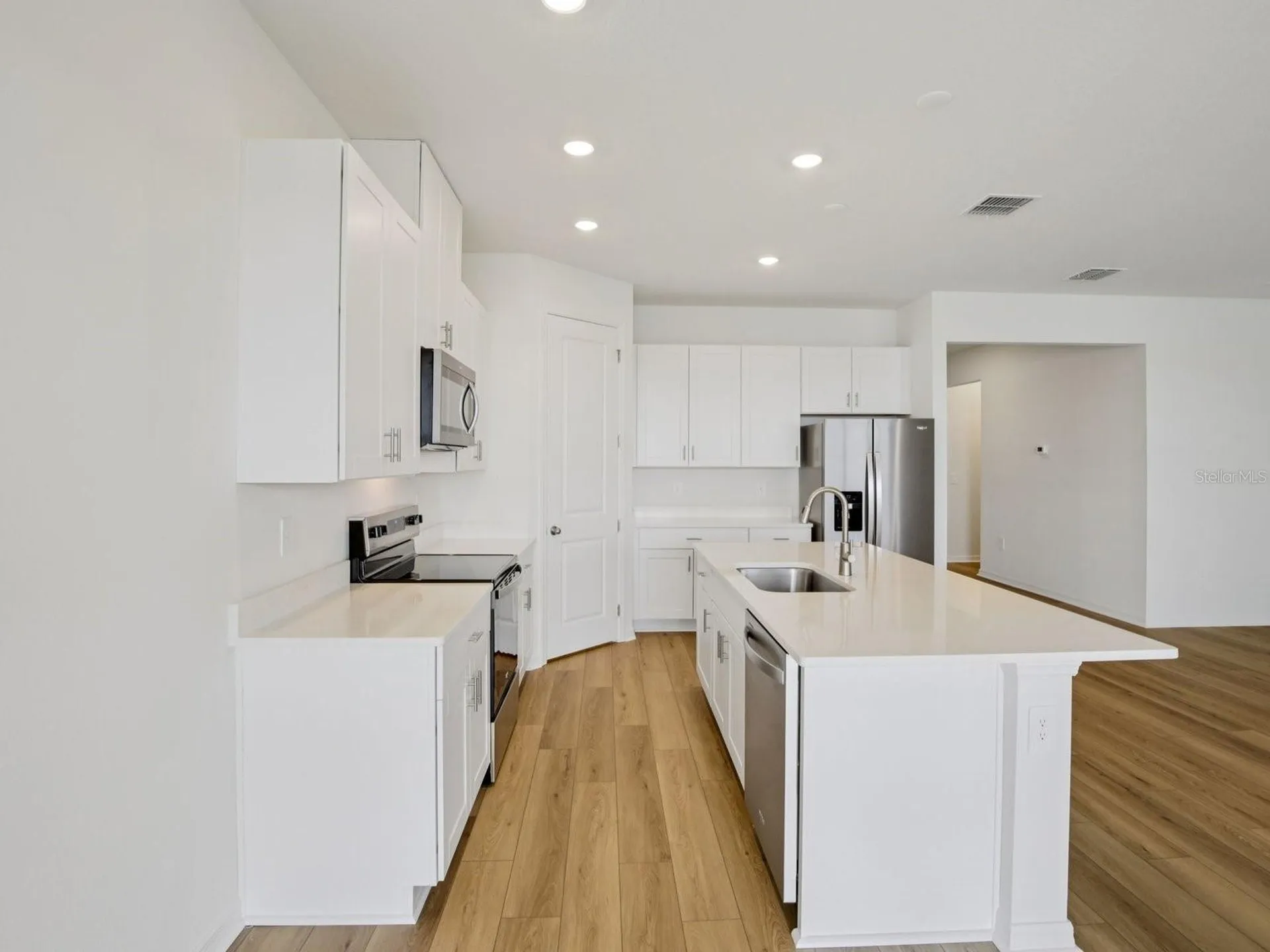 9013 Venetia Court Palmetto FL 34221