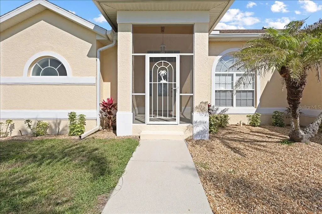127 White Marsh Lane Rotonda West FL 33947