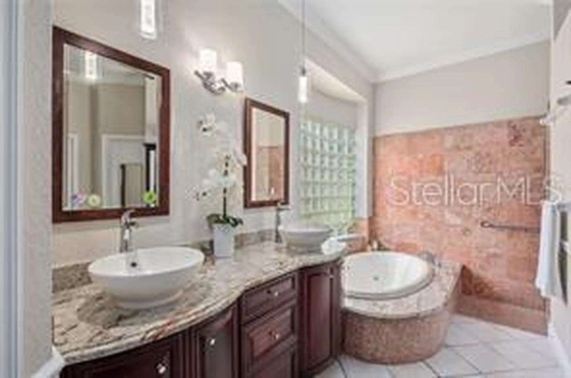 3907 Winding Lake Circle Orlando FL 32835
