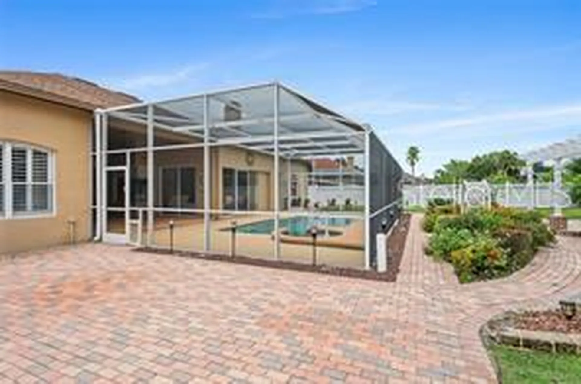 3907 Winding Lake Circle Orlando FL 32835