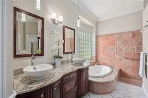 3907 Winding Lake Circle Orlando FL 32835