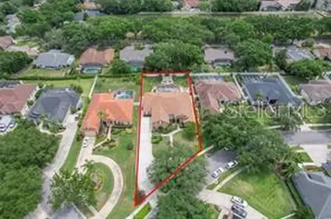 3907 Winding Lake Circle Orlando FL 32835