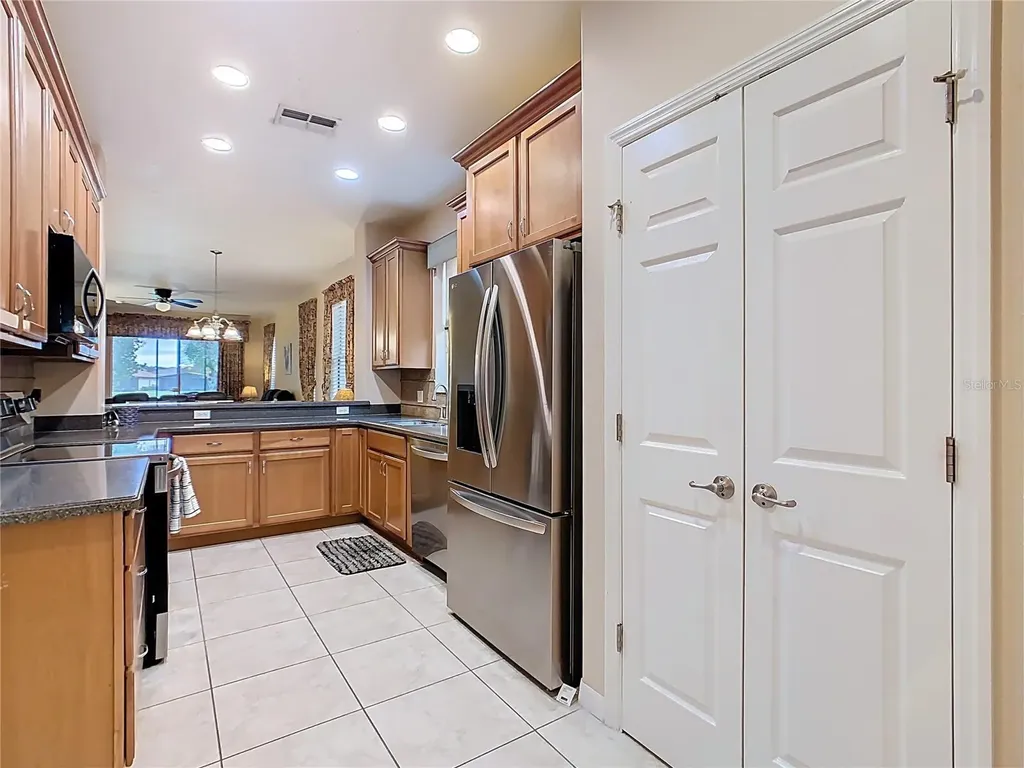 2472 Palm Tree Drive Kissimmee FL 34759