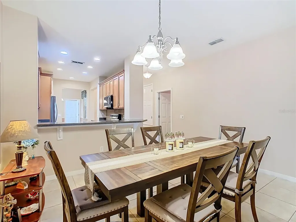 2472 Palm Tree Drive Kissimmee FL 34759