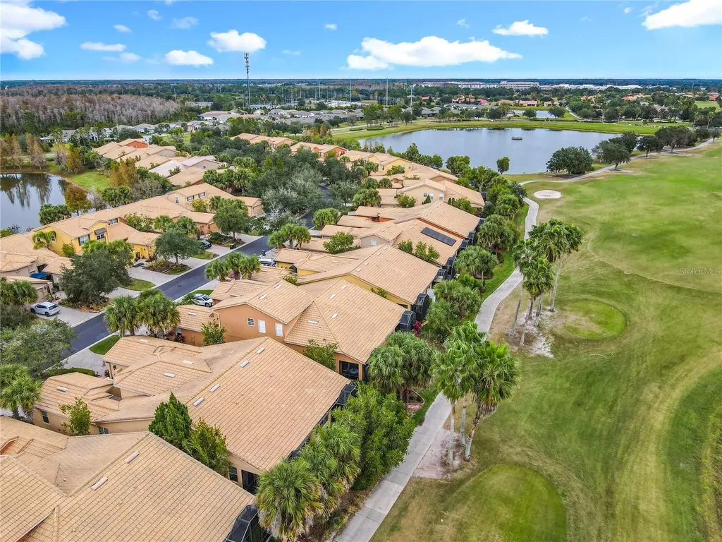 2472 Palm Tree Drive Kissimmee FL 34759