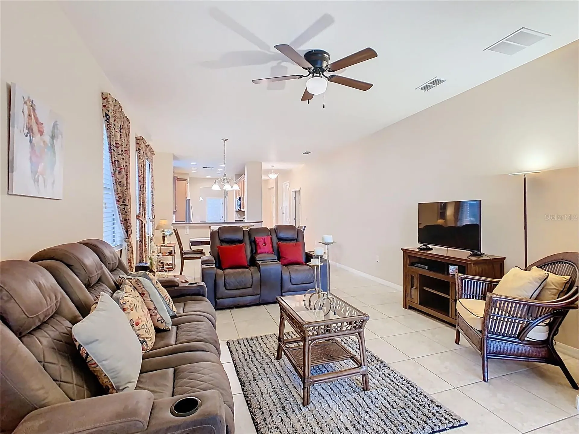2472 Palm Tree Drive Kissimmee FL 34759