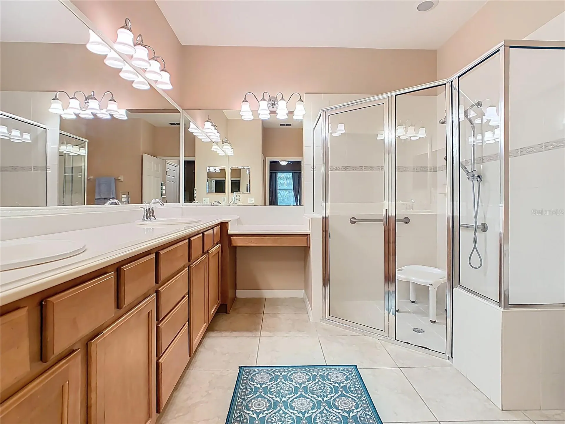 2472 Palm Tree Drive Kissimmee FL 34759