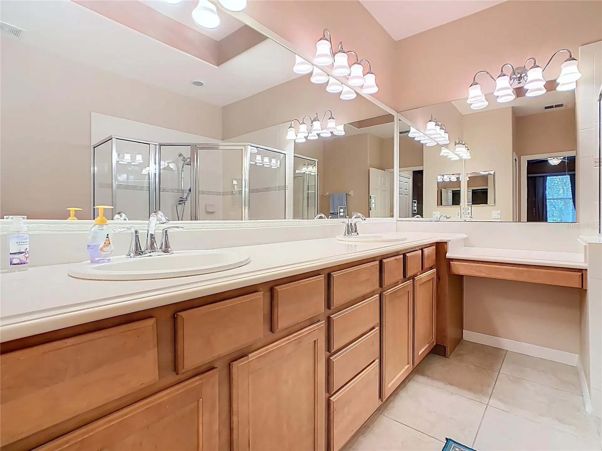 2472 Palm Tree Drive Kissimmee FL 34759