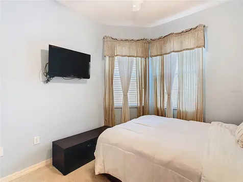 2472 Palm Tree Drive Kissimmee FL 34759