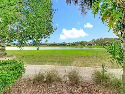 2472 Palm Tree Drive Kissimmee FL 34759