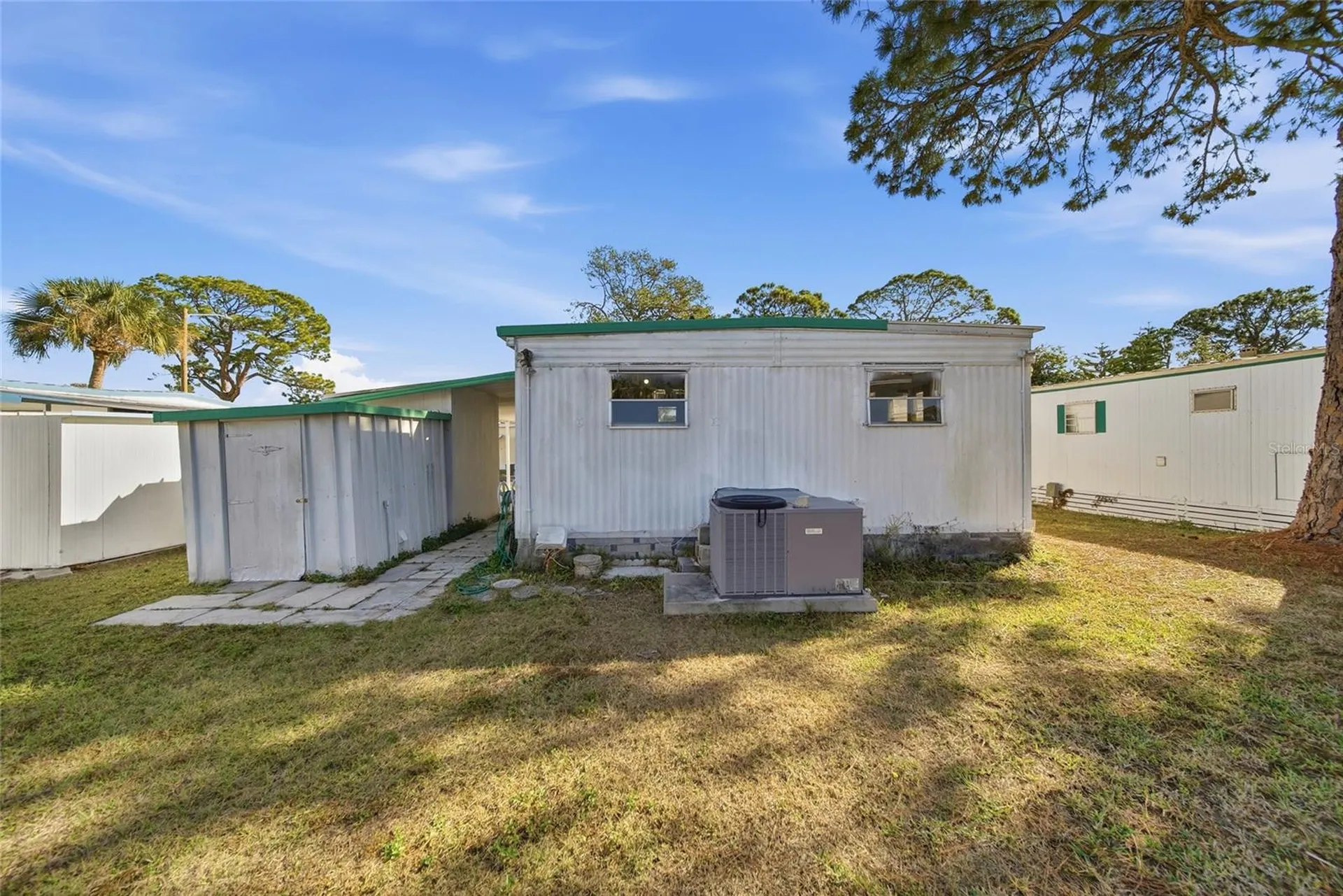 7803 46th Avenue N St Petersburg FL 33709