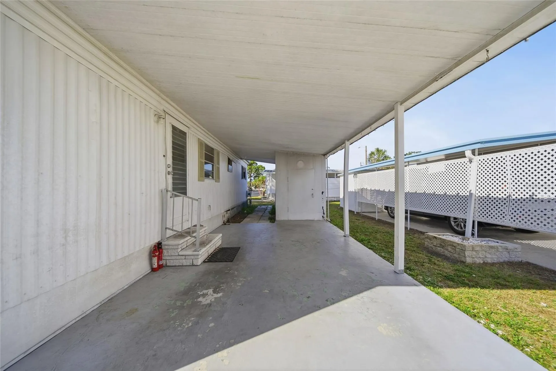 7803 46th Avenue N St Petersburg FL 33709