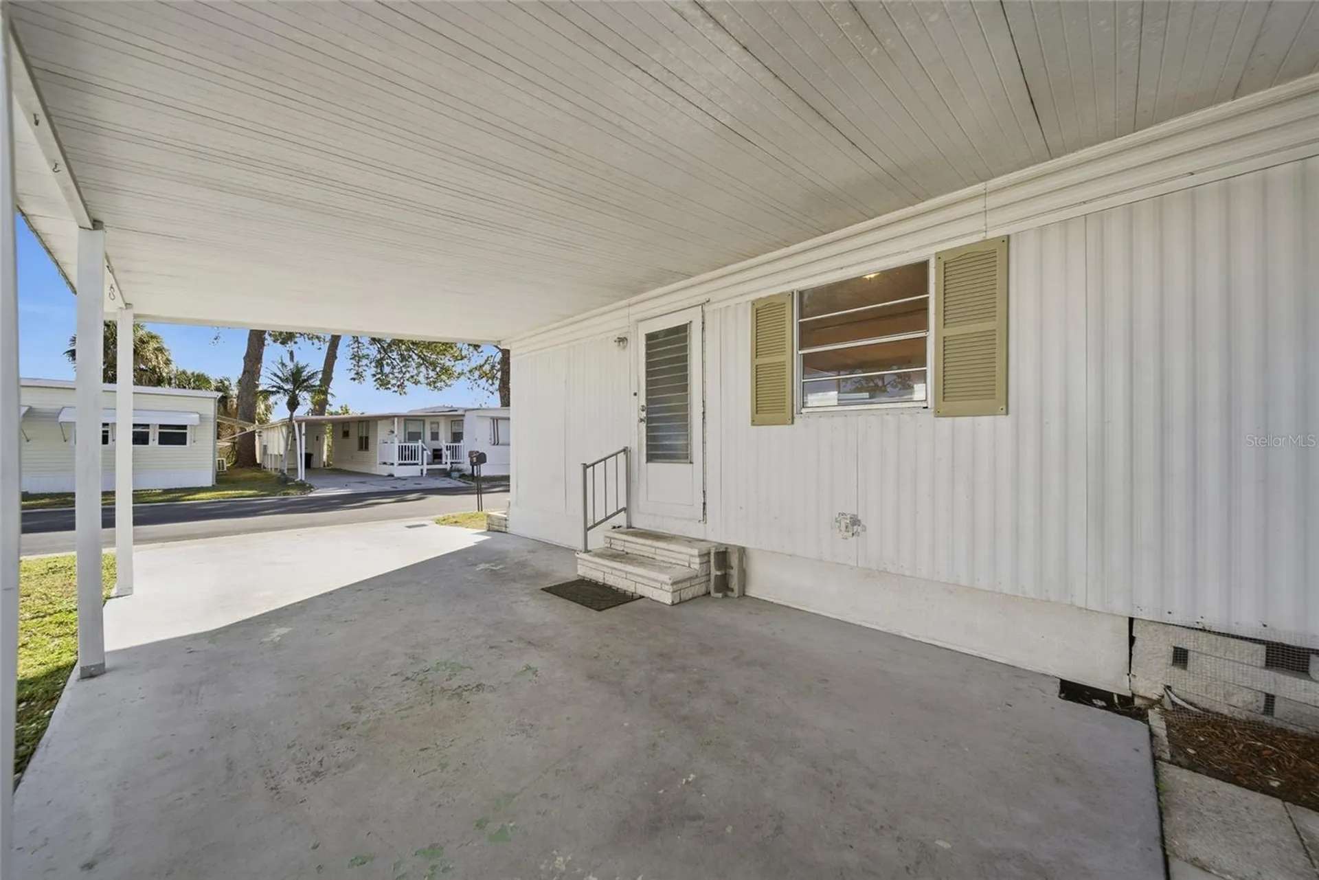 7803 46th Avenue N St Petersburg FL 33709