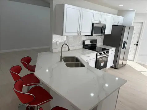 6928 43rd Court E Sarasota FL 34243