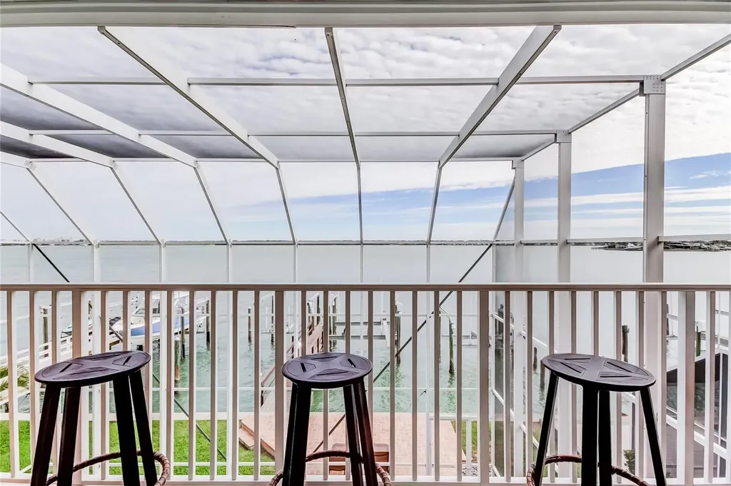 218 Sand Key Estates Drive Clearwater FL 33767