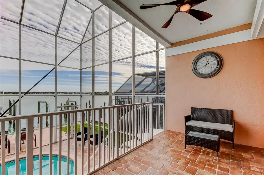 218 Sand Key Estates Drive Clearwater FL 33767
