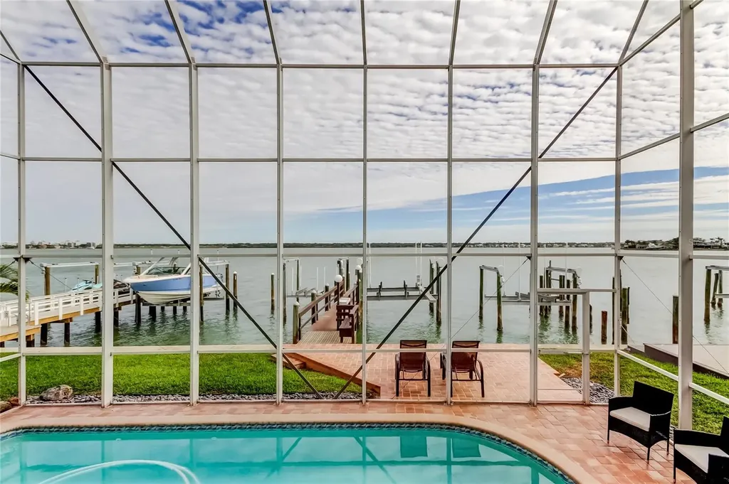 218 Sand Key Estates Drive Clearwater FL 33767