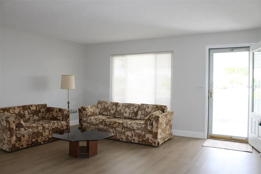 9242 36th Street N Pinellas Park FL 33782