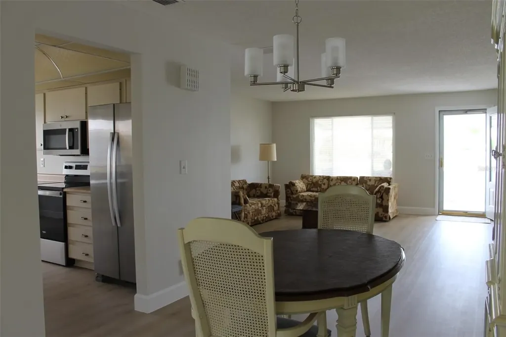 9242 36th Street N Pinellas Park FL 33782