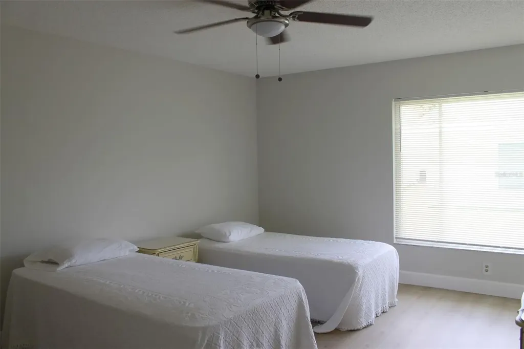 9242 36th Street N Pinellas Park FL 33782