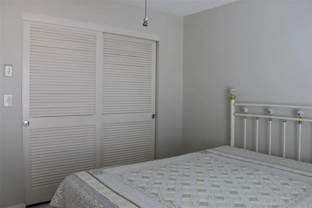 9242 36th Street N Pinellas Park FL 33782