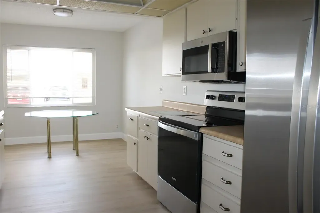 9242 36th Street N Pinellas Park FL 33782