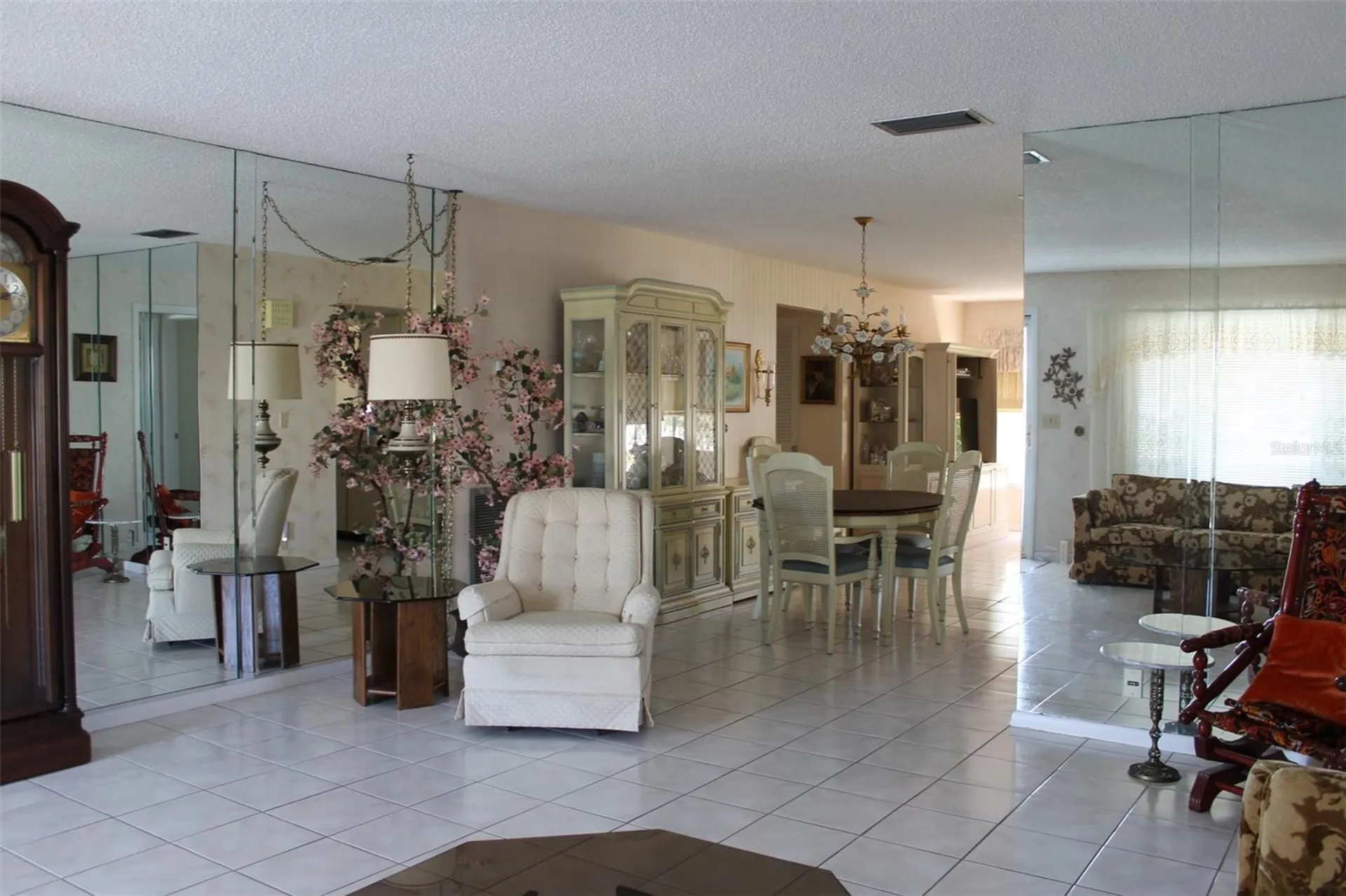 9242 36th Street N Pinellas Park FL 33782
