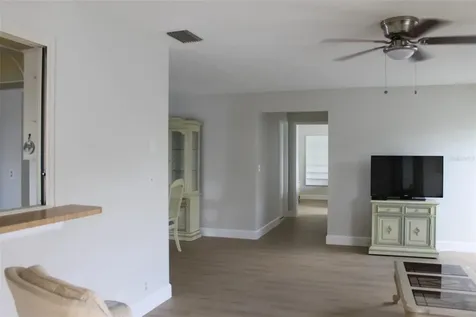 9242 36th Street N Pinellas Park FL 33782