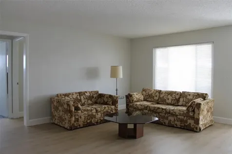 9242 36th Street N Pinellas Park FL 33782