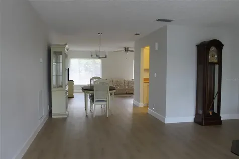 9242 36th Street N Pinellas Park FL 33782