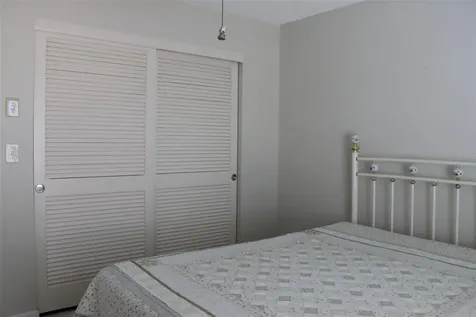 9242 36th Street N Pinellas Park FL 33782