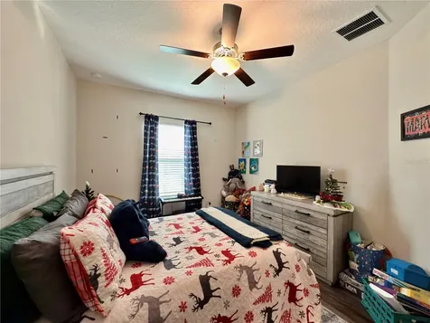 8057 Rolling Shell Trail Wesley Chapel FL 33545