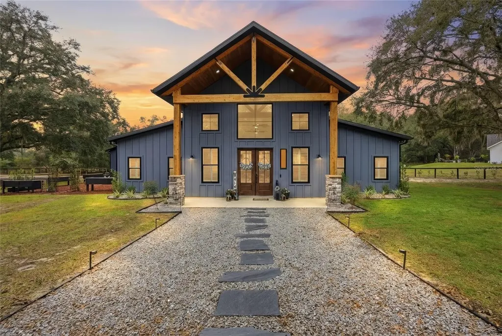 12052 SE 101st Court Road Belleview FL 34420