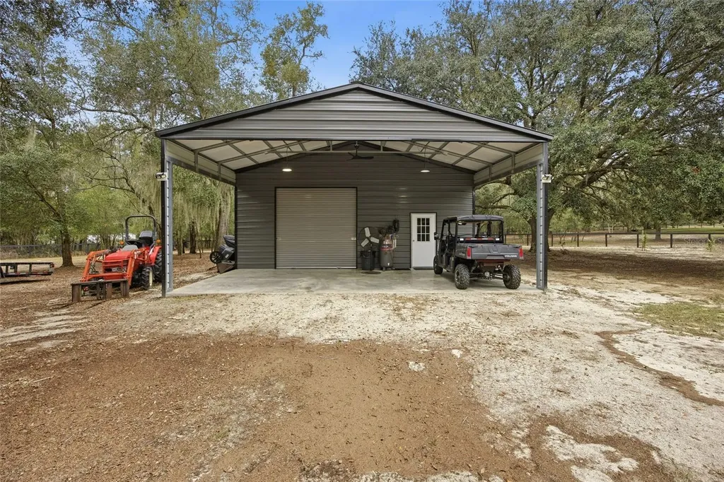 12052 SE 101st Court Road Belleview FL 34420