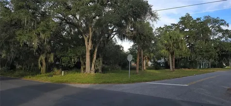 E 11th Street Sanford FL 32771
