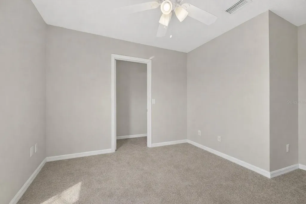 7520 Dragon Fly Loop Gibsonton FL 33534