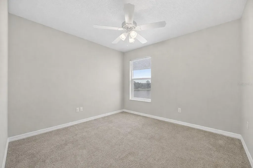 7520 Dragon Fly Loop Gibsonton FL 33534