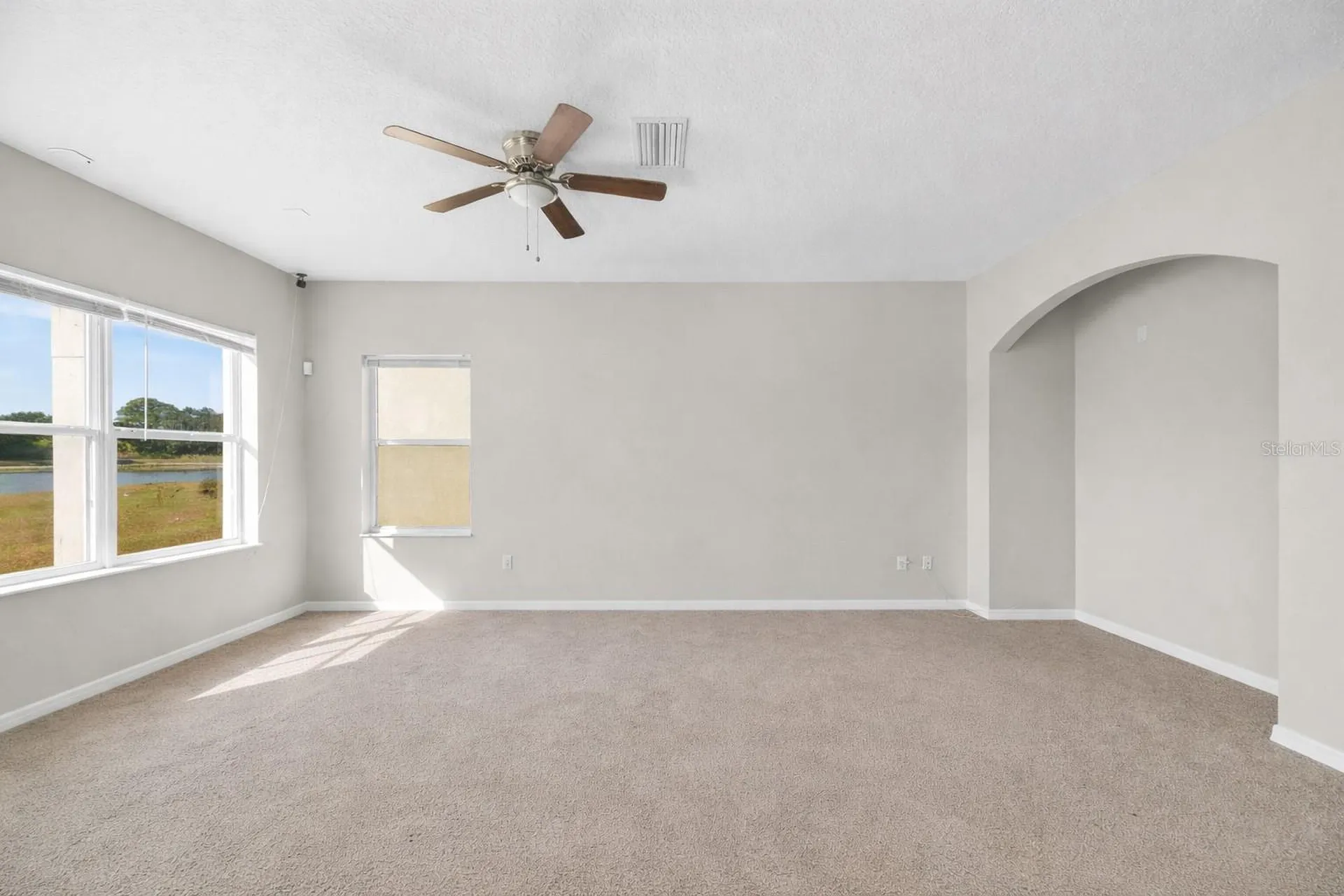 7520 Dragon Fly Loop Gibsonton FL 33534