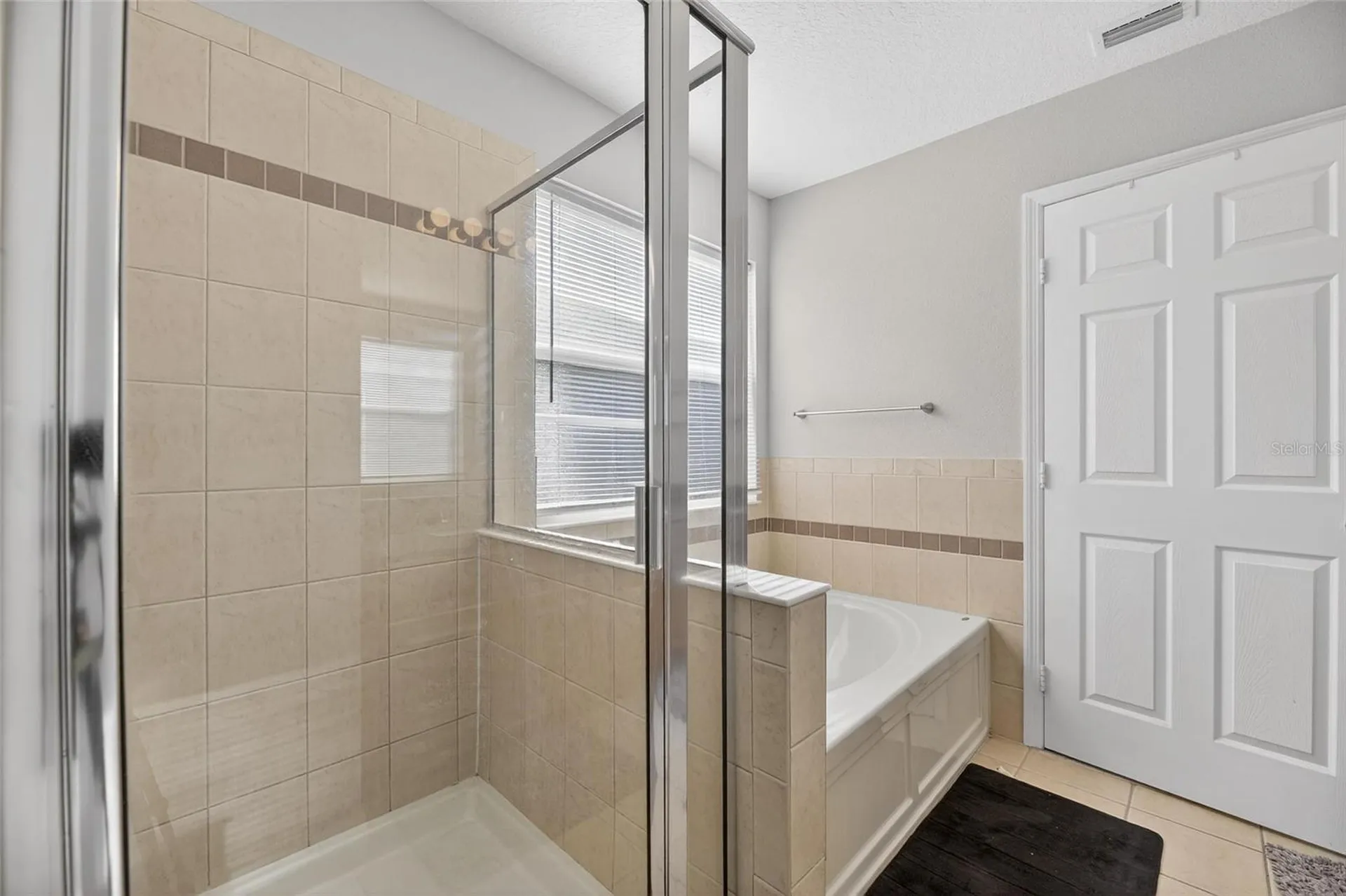 7520 Dragon Fly Loop Gibsonton FL 33534