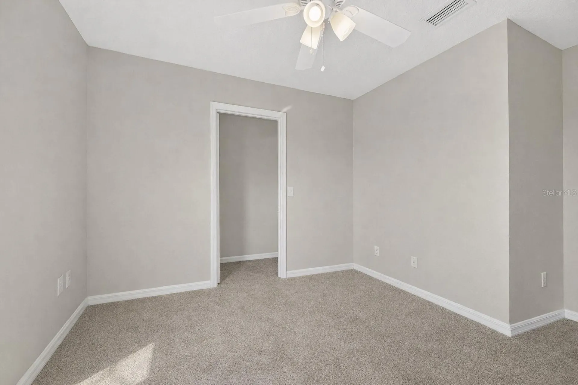7520 Dragon Fly Loop Gibsonton FL 33534
