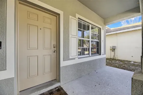 7520 Dragon Fly Loop Gibsonton FL 33534