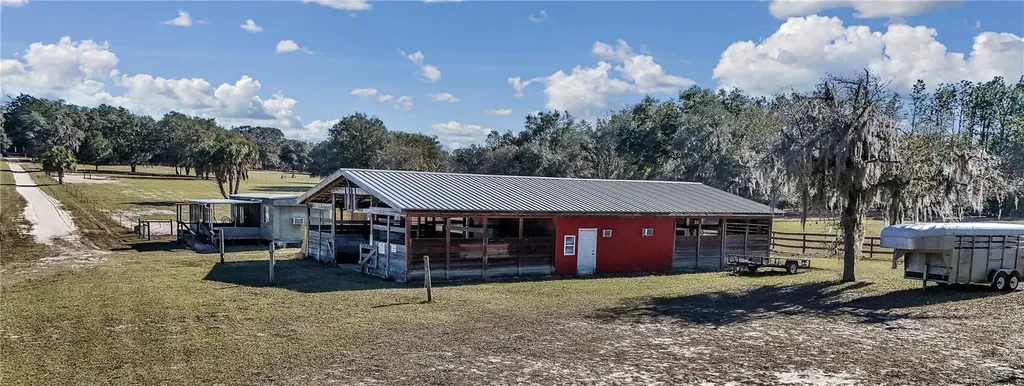 11375 N Circle M Avenue Dunnellon FL 34433