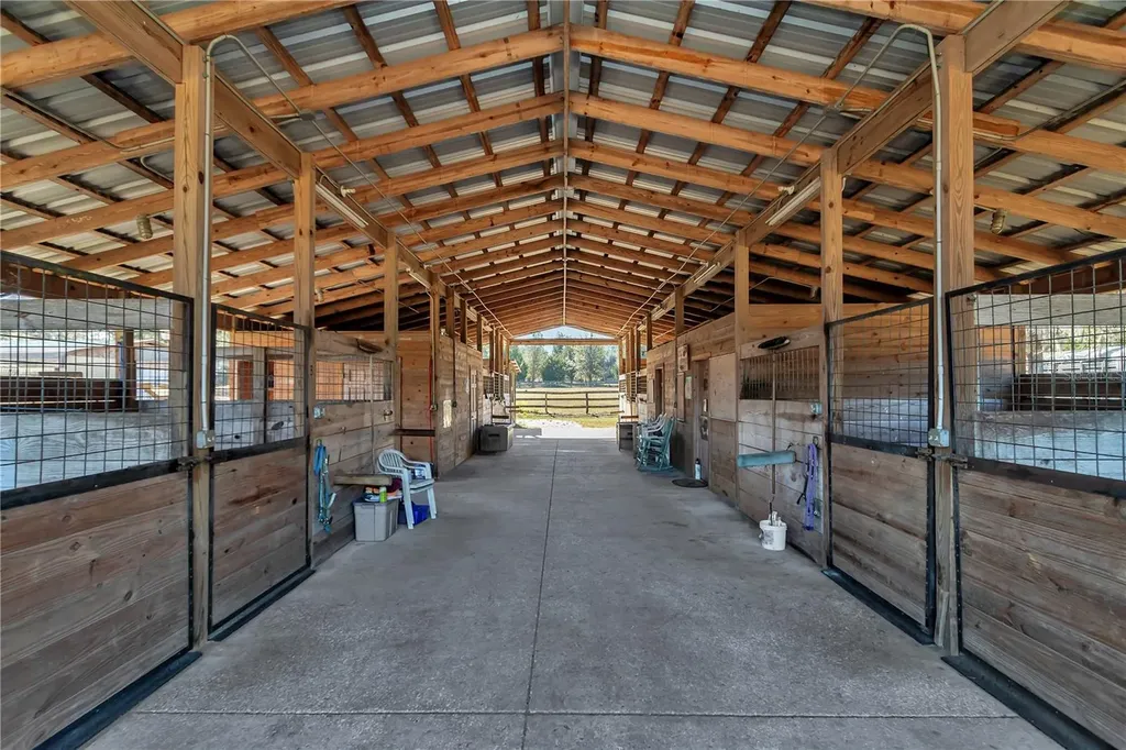 11375 N Circle M Avenue Dunnellon FL 34433