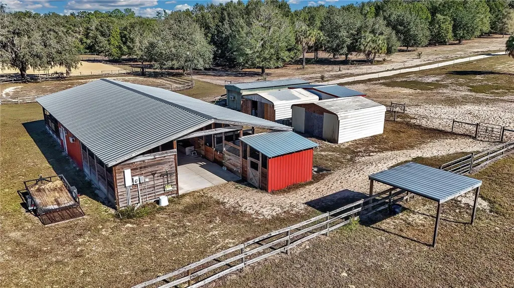 11375 N Circle M Avenue Dunnellon FL 34433