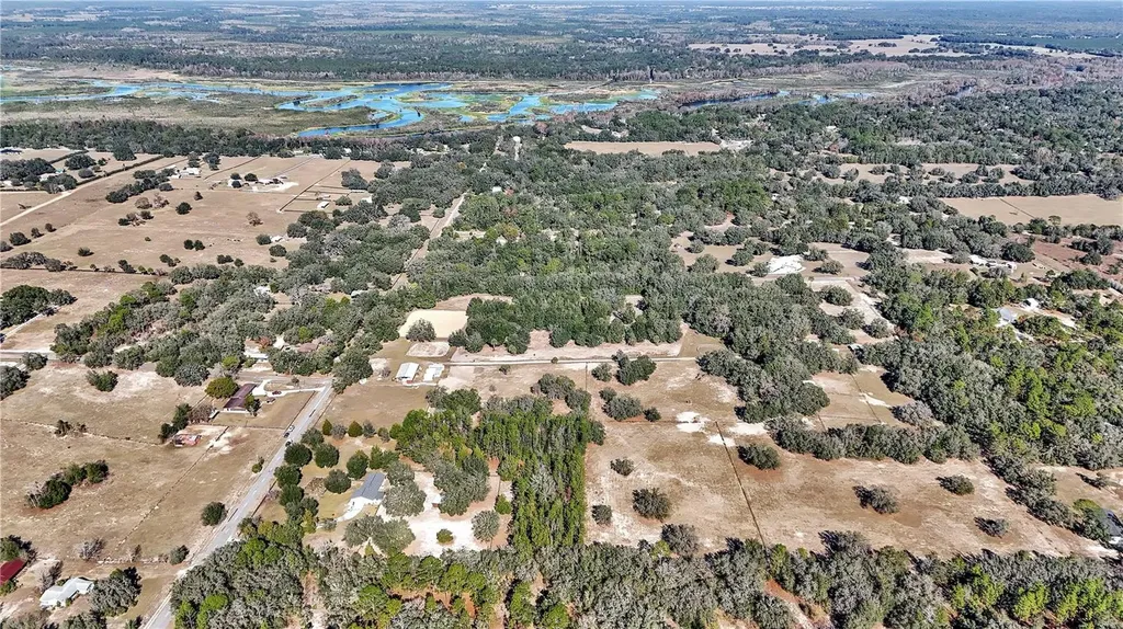 11375 N Circle M Avenue Dunnellon FL 34433